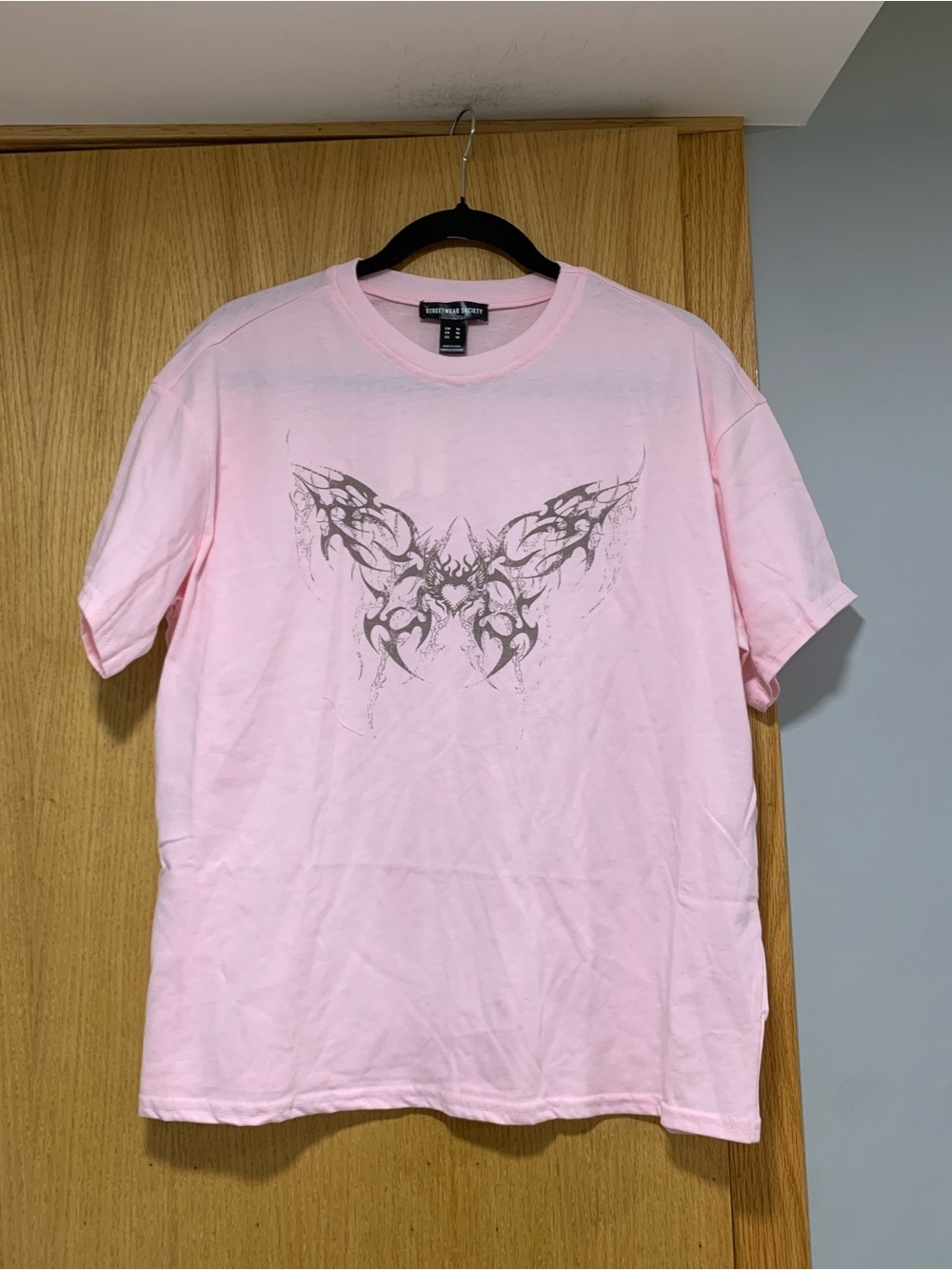 Streetwear Society Pink Graphic T-Shirt - Size Medium